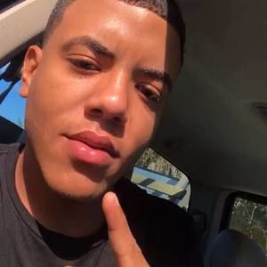 Meet your Posher, Emanuel